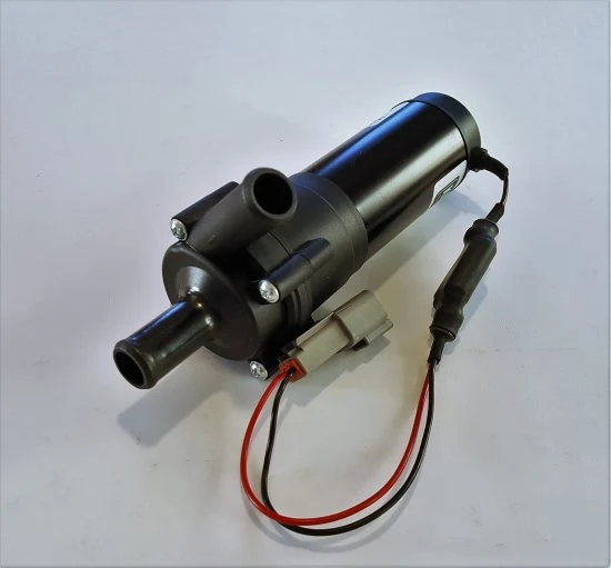 KGK Vattenpump 24V/16 mm med fäste
