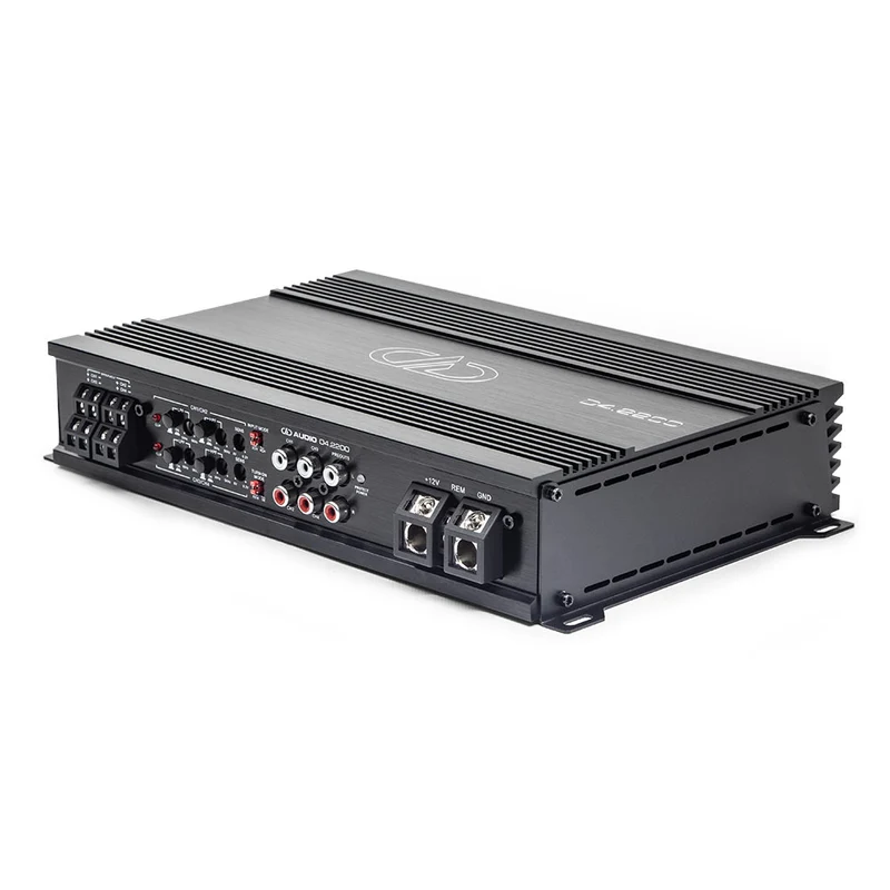 DD Audio D4.2200, fyrkanaligt slutsteg