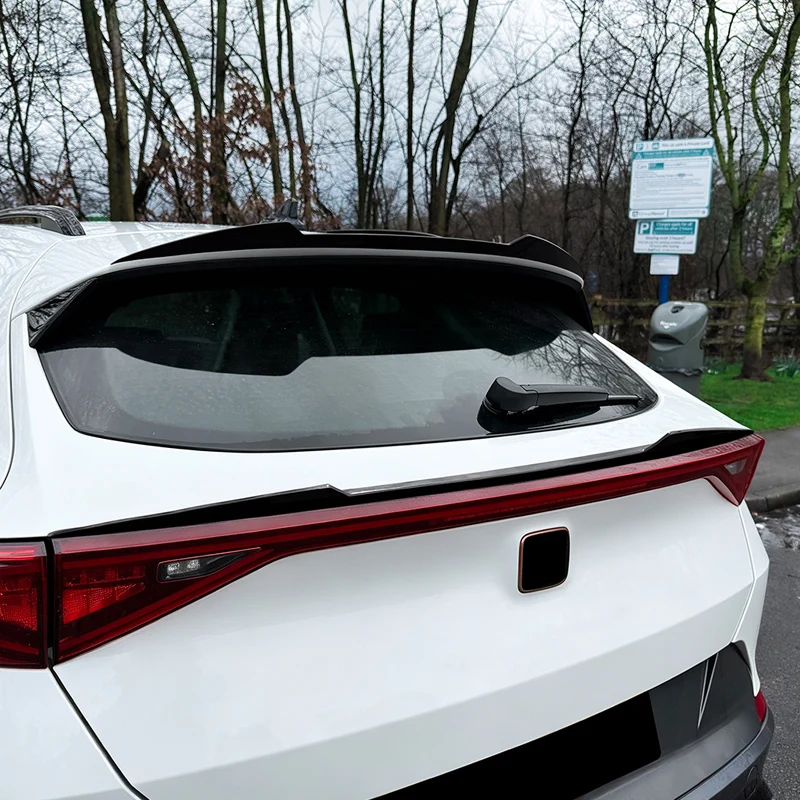 AutoStyle, mittre underläpp, blank svart, passar till Cupra Formentor (2020-2024) & Facelift (2024-)