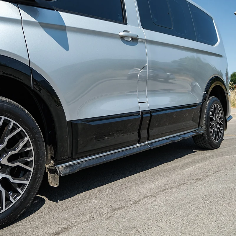 OneWay, Karossklädsel, Blank svart, passar till Volkswagen Transporter T7 (2024-)