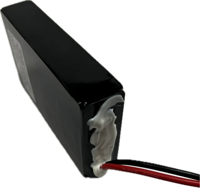 Li-ion slimmat batteri 16,8volt BMS 9Ah till E40F och nya E406k m,m lampan, lyser 1h 15min med trippelkitt (2,5h med två batt).