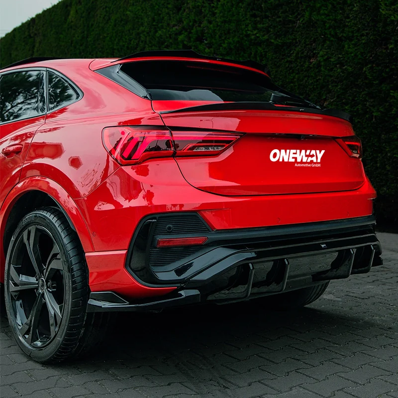 OneWay, Bakre sidokjolar, Högglanssvart, passar till Audi Q3 (F3N) Sportback S-Line (2019-2025) exkl. RSQ3