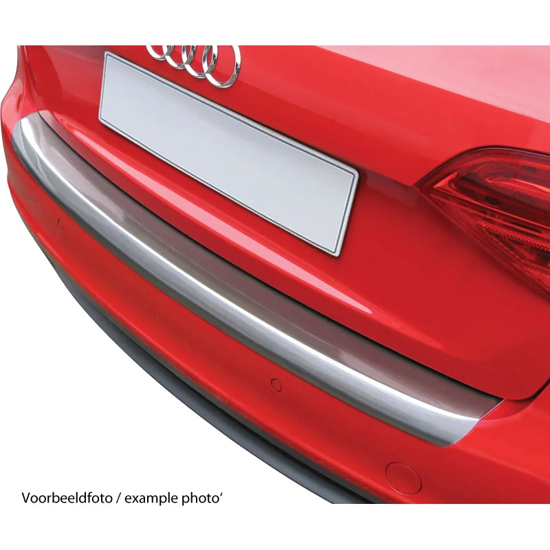 RGM, Bakre stötfångarskydd, "Brushed Alu"-utseende, passar till Renault Clio MK4 5-dörrars (2012-2019)