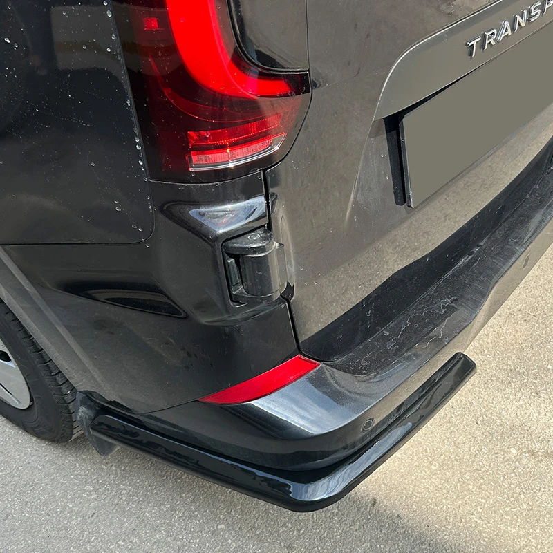 OneWay, Underläpp, högblank svart, passar till Volkswagen Transporter T7 (2024-) & Ford Transit Custom (V710) (2023-)