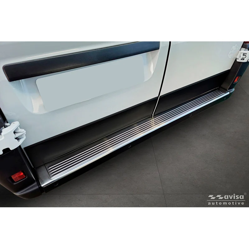 Avisa skydd för bakre stötfångare i rostfritt stål passande till Fiat Ducato III Facelift 2023- / Opel Movano III Facelift 2023- / Toyota Proace Max 2024- 'Ribs' (2 delar)