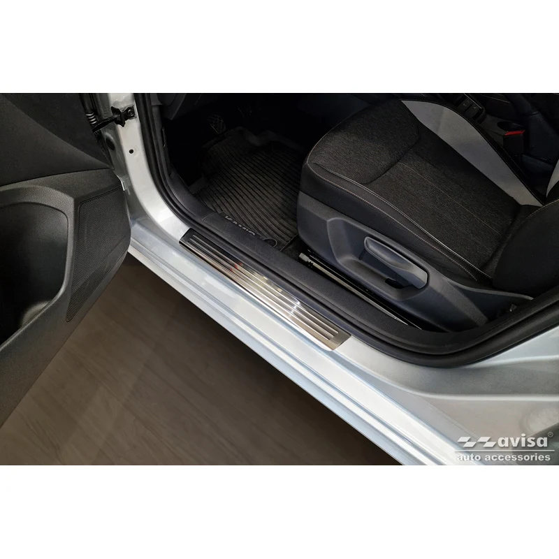 Avisa, Instegsskydd, Rostfritt stål, Passar till Skoda Kamiq (NW4) 2019-2024 & FL 2024-, 'Lines' – 4 delar