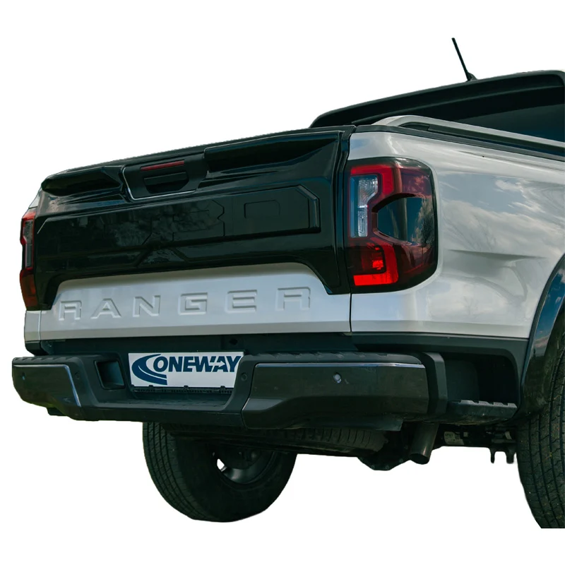 OneWay, Baklucksskydd, matt svart, passar till Ford Ranger T9 (2022-), högkvalitativ ABS-plast