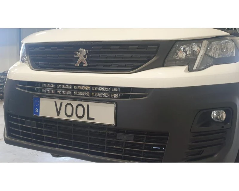 Modellanpassat LED-rampspaket Punisher V2 Peugeot Partner 2019-