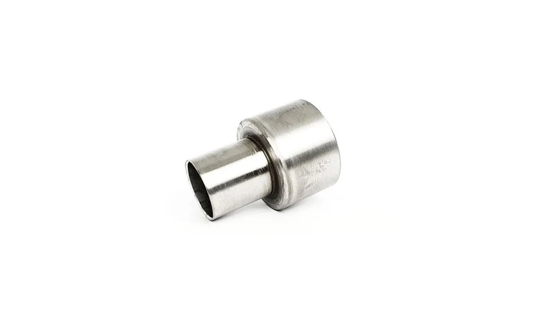 Exhaust pipe transition