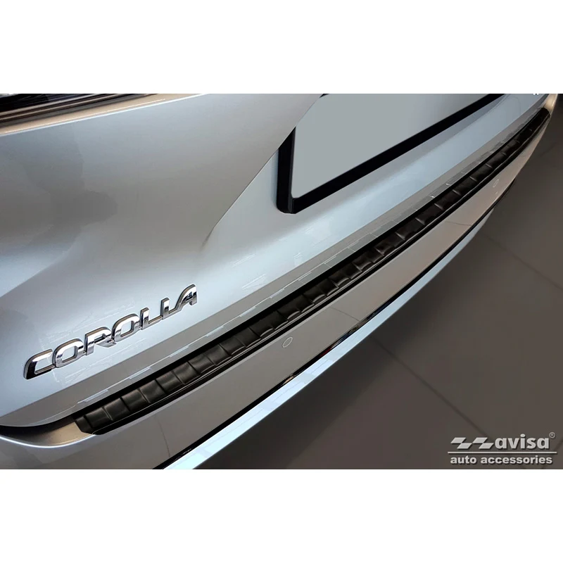 Avisa, Bakre stötfångarskydd, Svart, Rostfritt stål, passar Toyota Corolla XII Combi 2019- (inkl. GR Sport) & Suzuki Swace Combi 2020- 'Ribs'