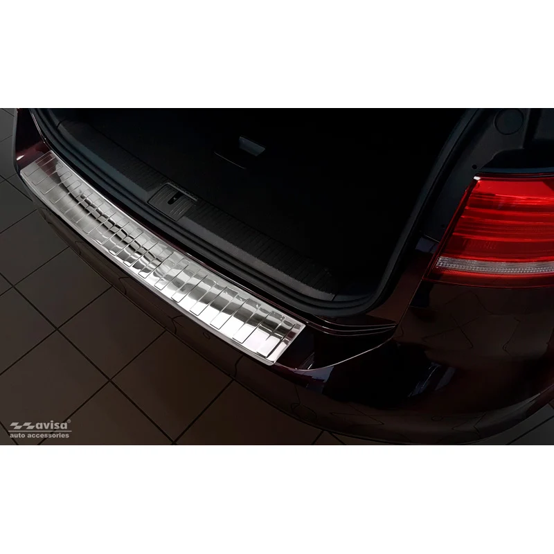Avisa, Bakre stötfångarskydd, polerad, Rostfritt stål, passar Volkswagen Passat 3G Variant 2014-2023 'Revben'